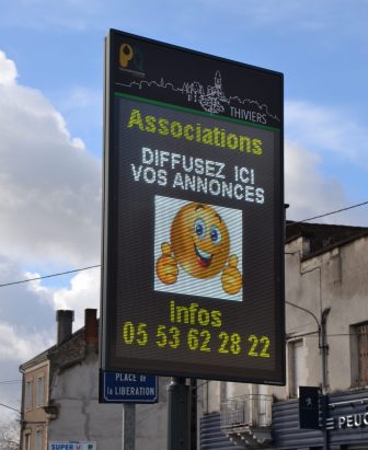 Panneaux lumineux