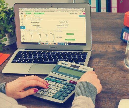 bookkeeping-615384_1920-1